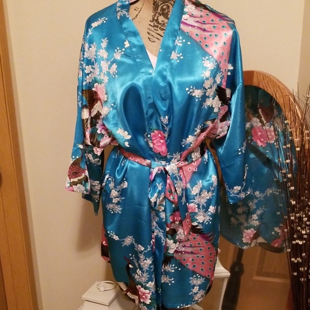 😘Robe...never worn...brand new😘 - Picture 1 of 8